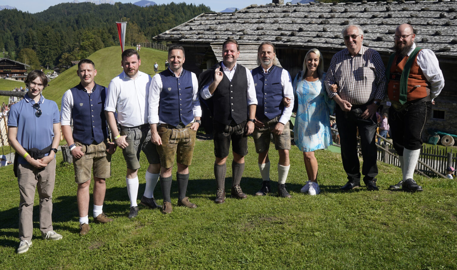 V. l.: Sandro Exenberger, Markus Luger, NA Christofer Ranzmaier, LA Andreas Gang, LA Markus Abwerzger, Thomas Lorenz, Karin Hütter-Mölk, Arno Mück sowie Robert Kolb. Foto: FPÖ